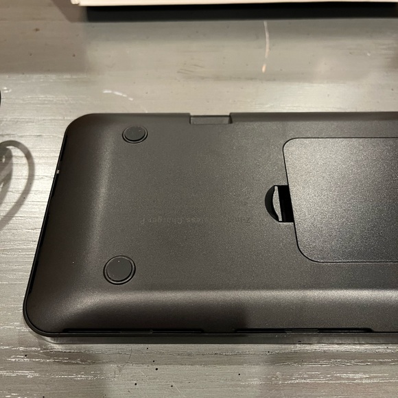 Wireless Charger, Seneo 2 in 1 Dual Wireless Charging Pad with iWatch Stand - Picture 10 of 15